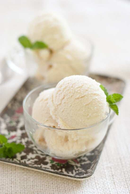 fresh mint ice cream close-up