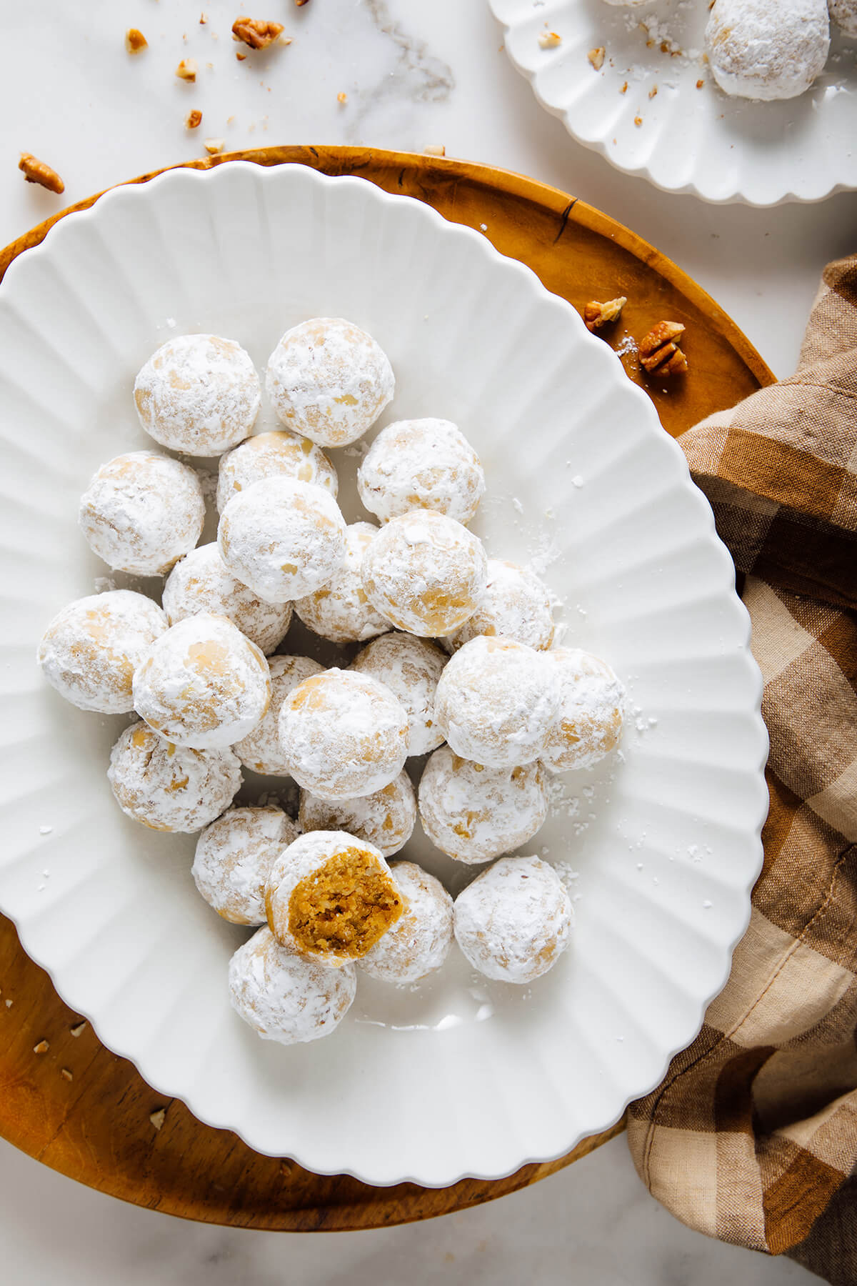 pumpkin pecan polvorones