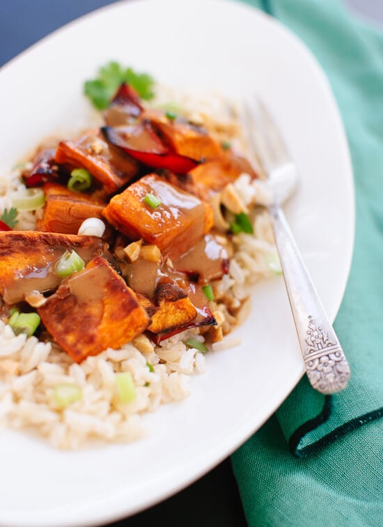 Roasted sweet potatoes with spicy Thai peanut sauce recipe - cookieandkate.com