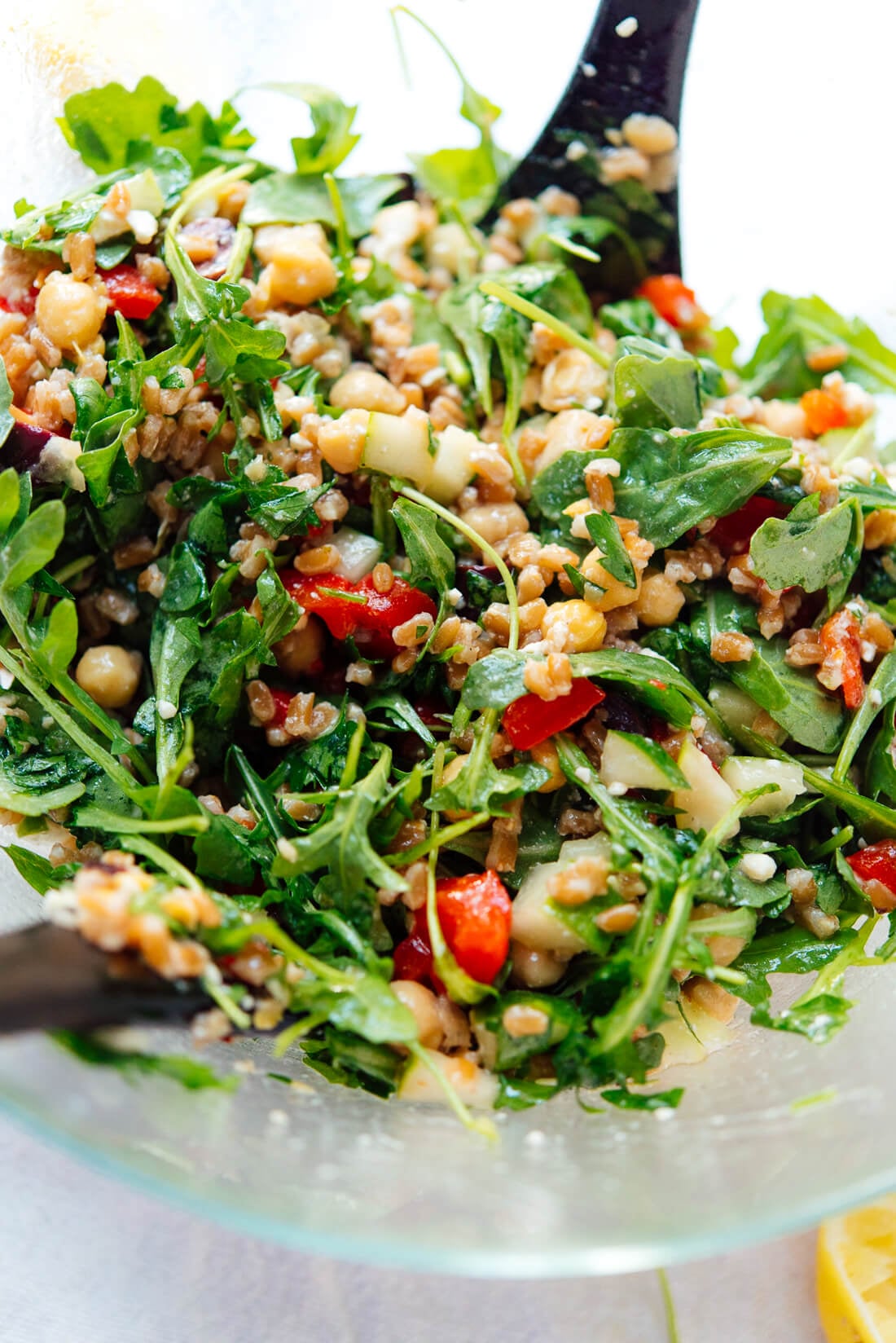 Greek arugula farro salad